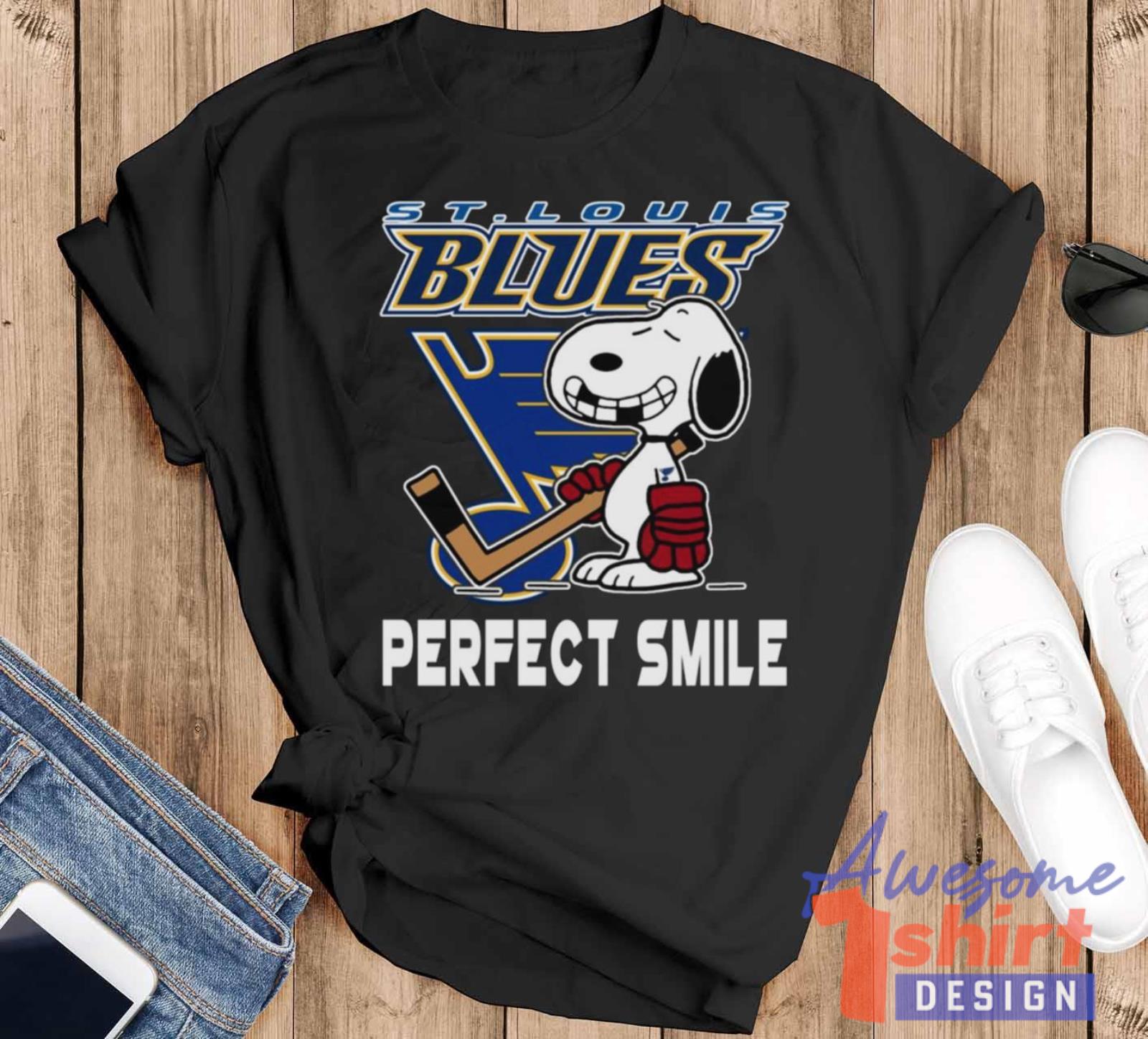 NHL St.Louis Blues Snoopy Perfect Smile The Peanuts Movie Hockey T Shirt T Shirt